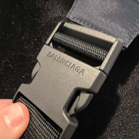 Balenciaga Explorer Blue Crossbody Belt Bag (New without tags) - Picture 4 of 8